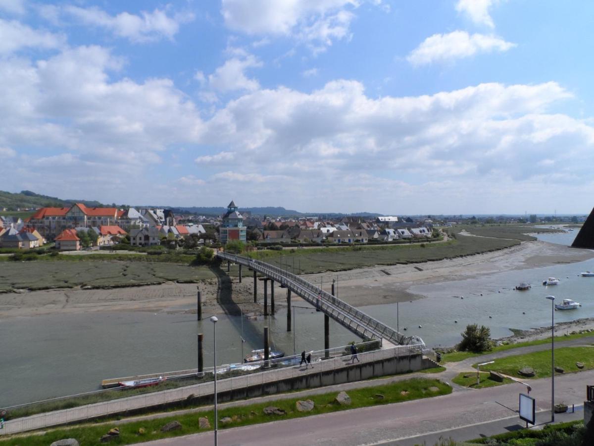 Appartement Avec Terrasse Panoramique, Acceptant Les Animaux, Parking - Fr-1-487-281 Cabourg Luaran gambar